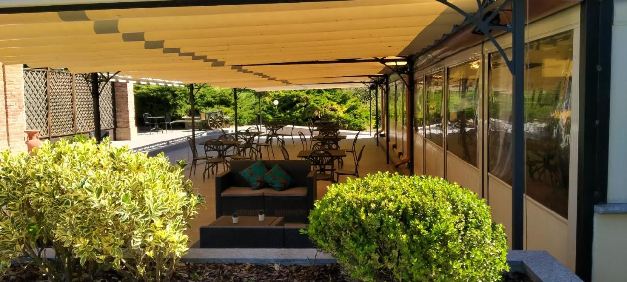 La Regibussa - Hotel Ristorante آستي المظهر الخارجي الصورة